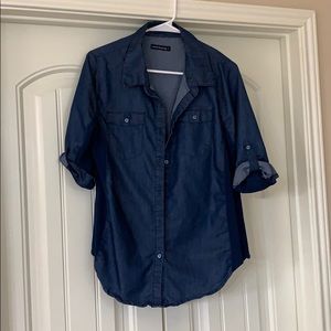 Quarter length sleeved denim maternity shirt